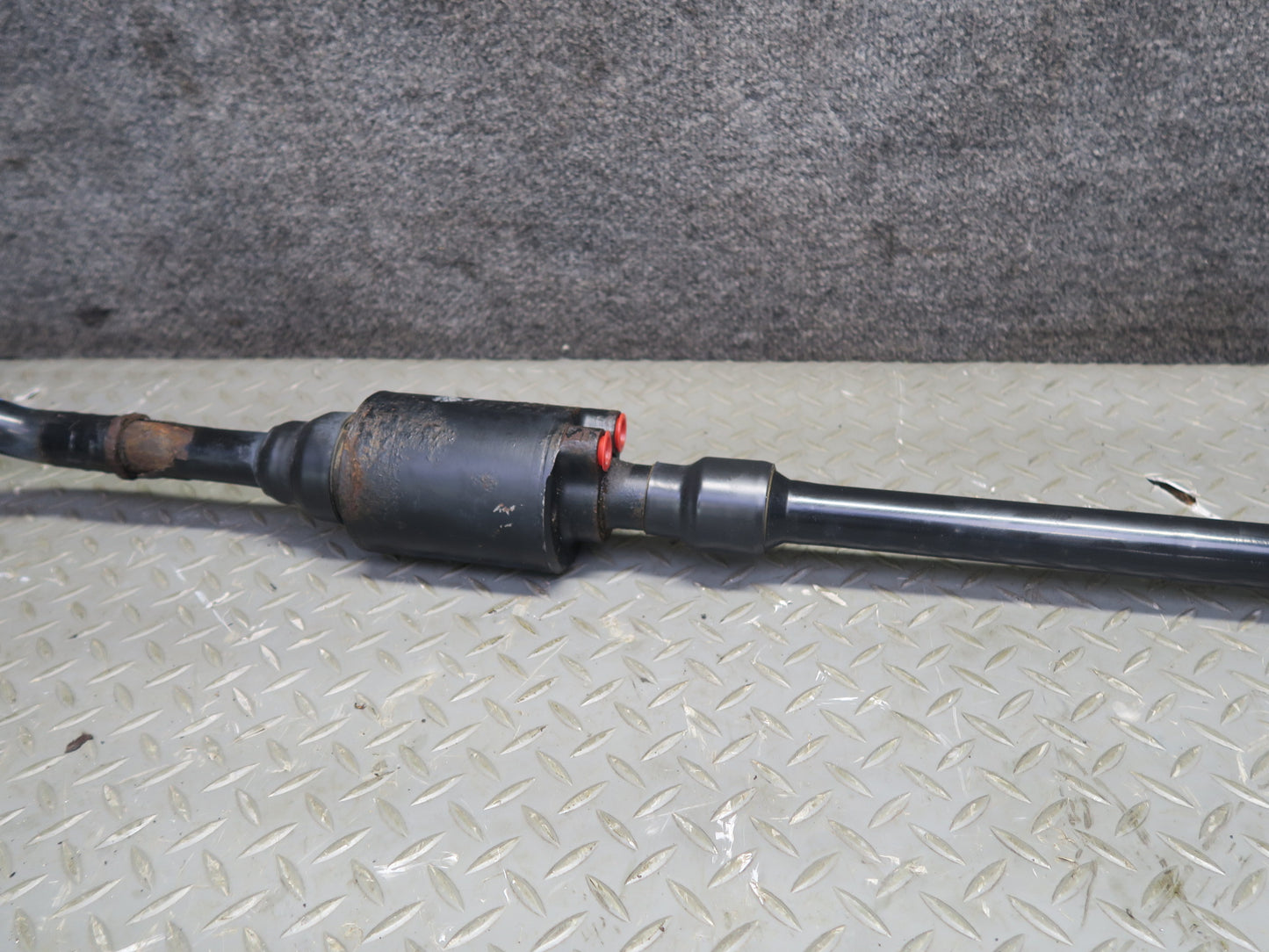 11-18 Porsche Cayenne 958 Rear Anti Roll Active Stabilizer Sway Bar 7P5511305