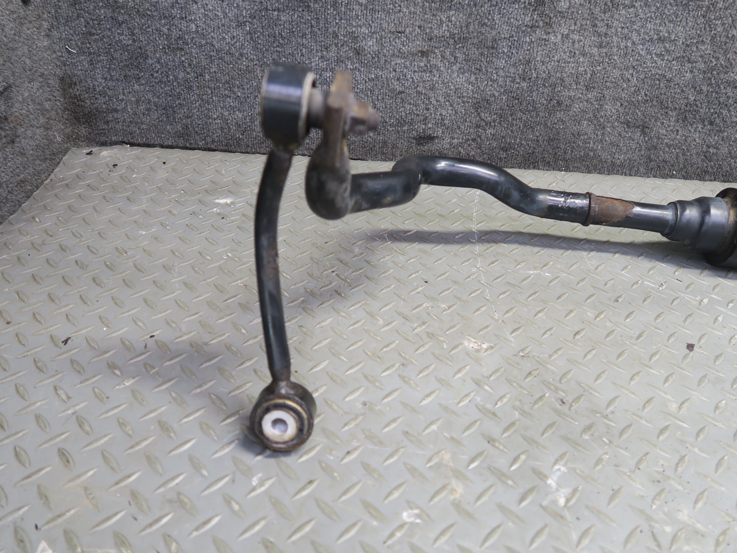 11-18 Porsche Cayenne 958 Rear Anti Roll Active Stabilizer Sway Bar 7P5511305