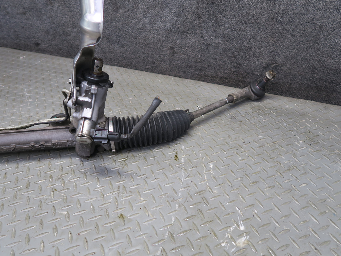 2011-2018 Porsche Cayenne 958 Power Steering Rack & Pinion Gear 7P5422055N
