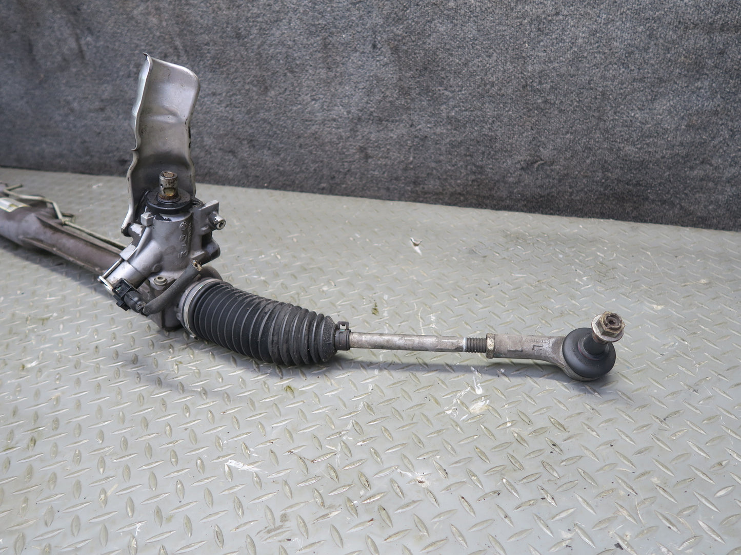 2011-2018 Porsche Cayenne 958 Power Steering Rack & Pinion Gear 7P5422055N