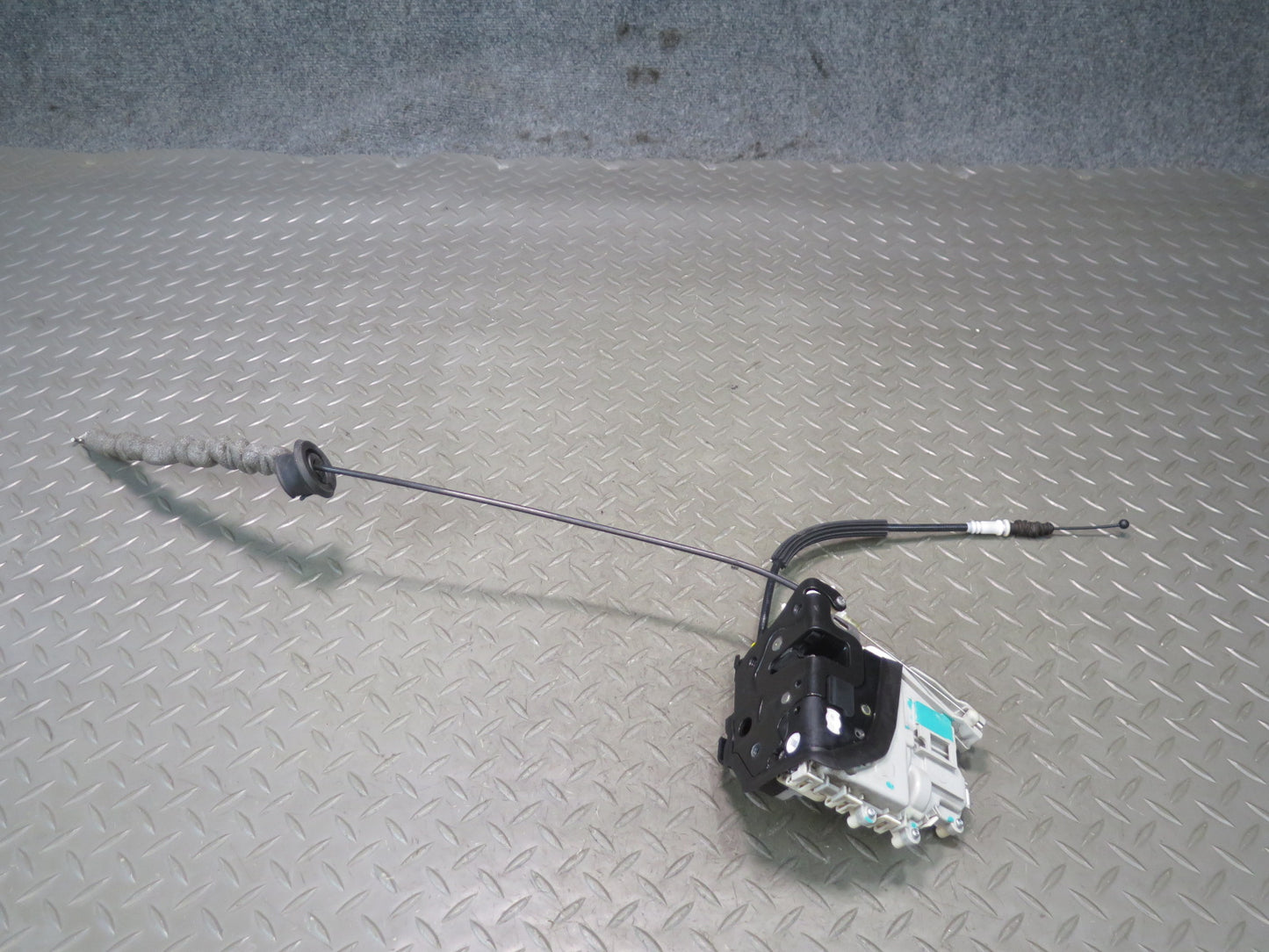 10-17 Audi 8T A5 S5 Front Right Passenger Door Lock Latch Actuator OEM