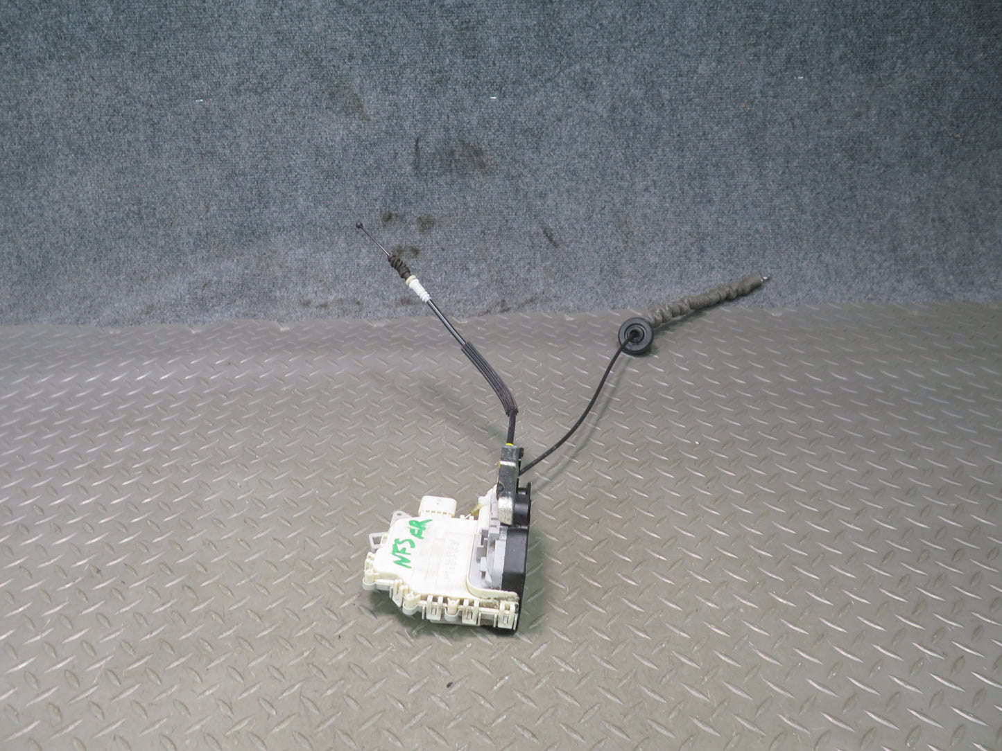 10-17 Audi 8T A5 S5 Front Right Passenger Door Lock Latch Actuator OEM