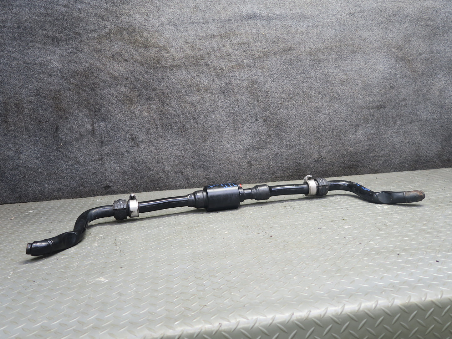 2011-2018 Porsche Cayenne 958 Front Active Stabilizer Sway Bar 7P5411305A