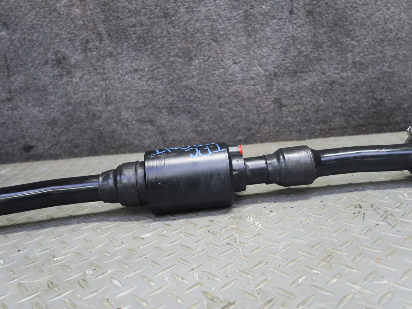 2011-2018 Porsche Cayenne 958 Front Active Stabilizer Sway Bar 7P5411305A