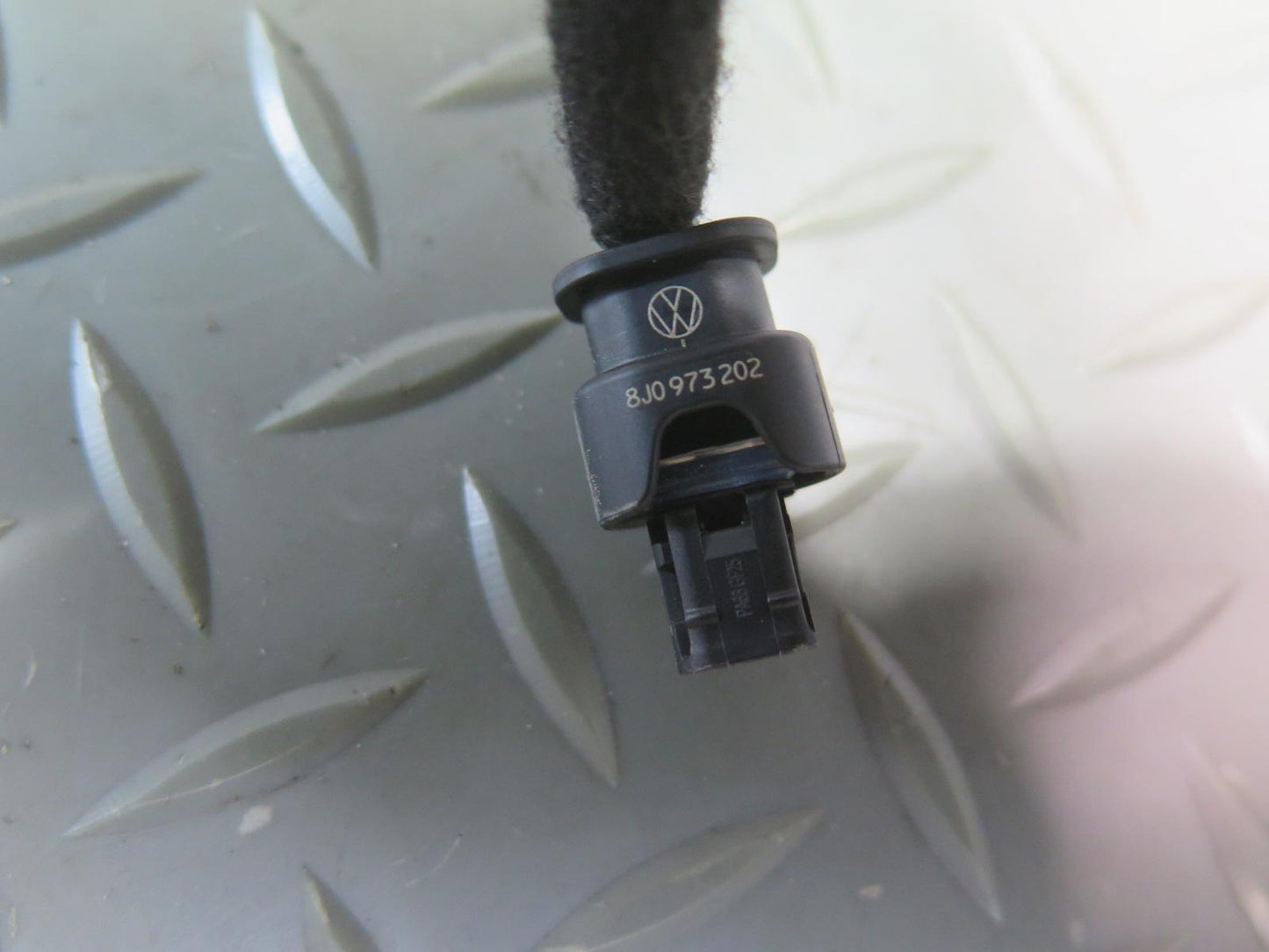 08-17 Audi B8 A5 S5 Battery Negative Cable Control Unit 8K0972249A OEM