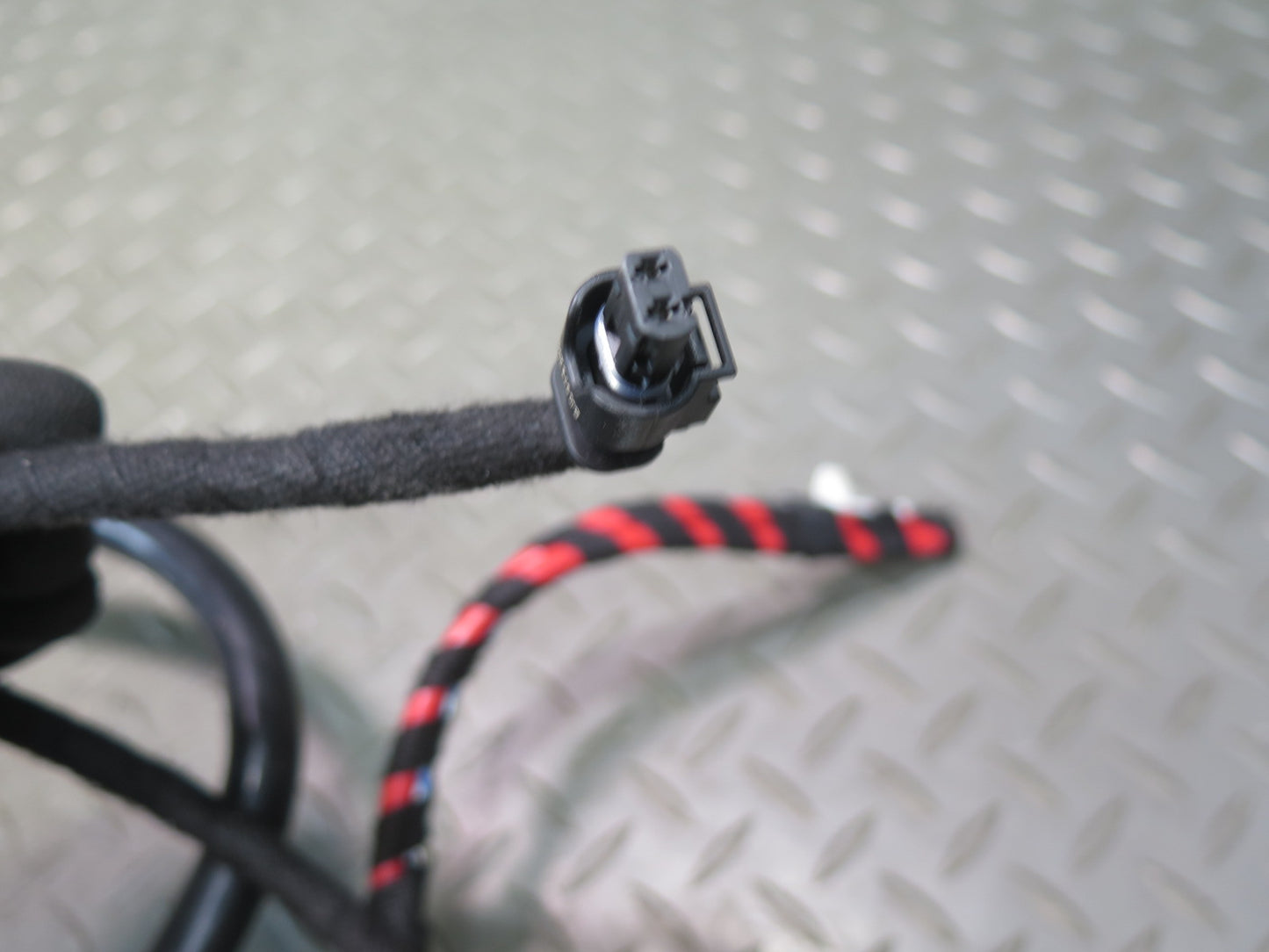 08-17 Audi B8 A5 S5 Battery Negative Cable Control Unit 8K0972249A OEM