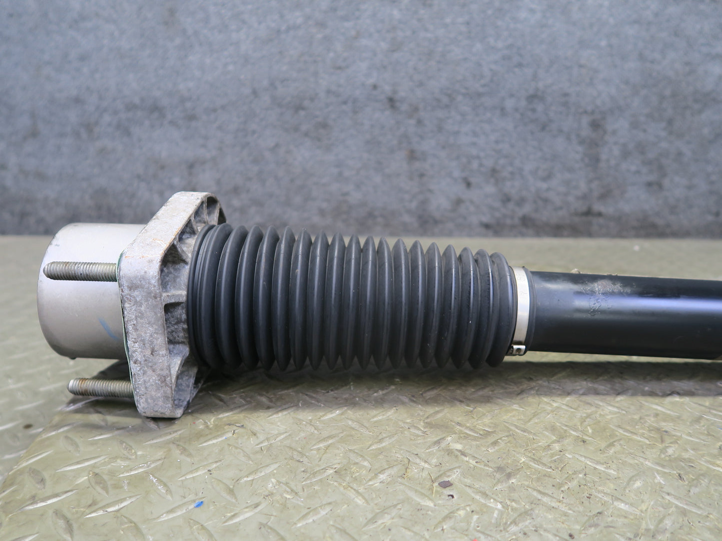 2014-2017 Range Rover Sport L494 AWD Rear Right Air Shock Strut Absorber