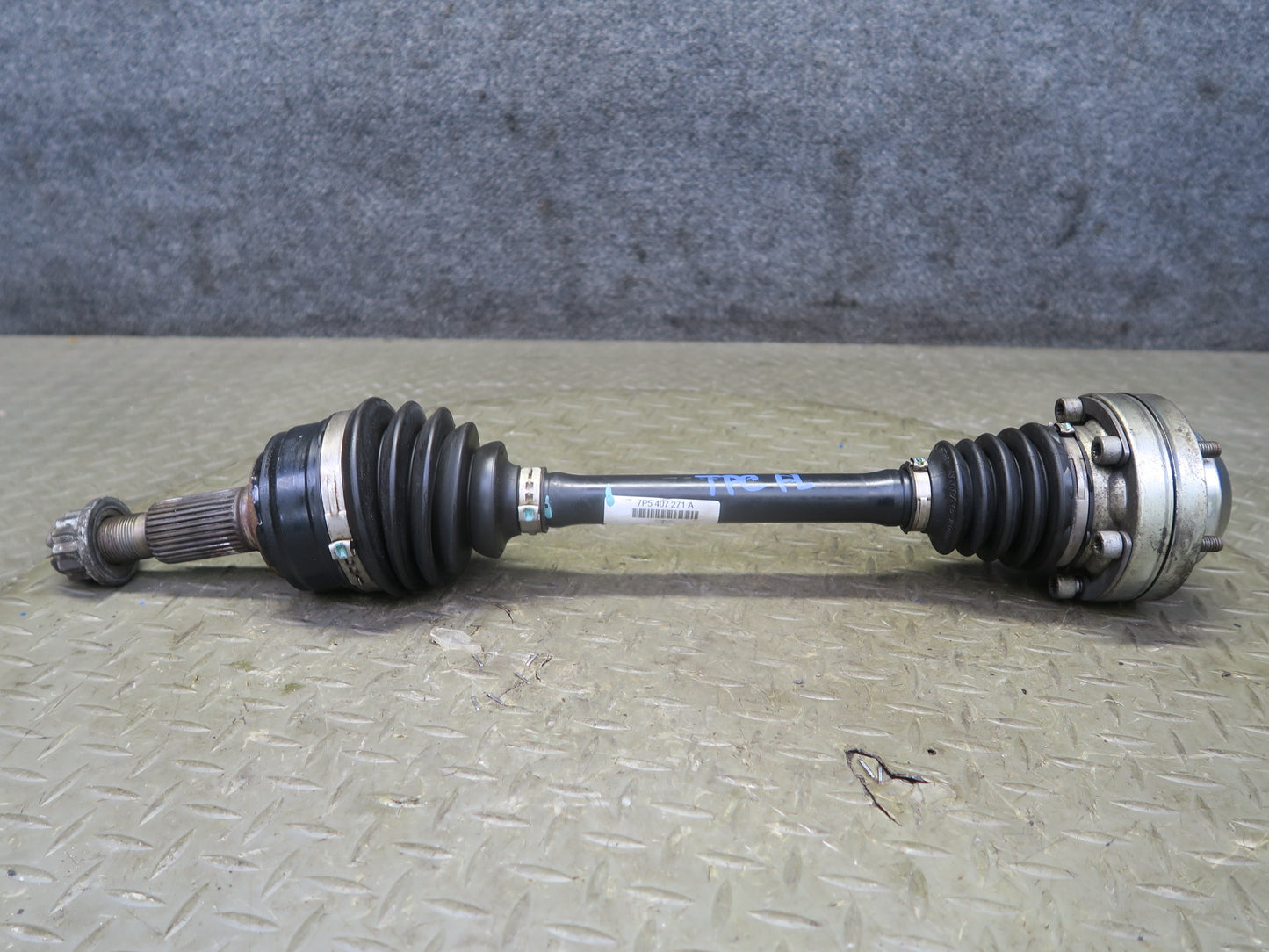 2011-2018 Porsche Cayenne 958 Front Left or Right Suspension Axle Shaft