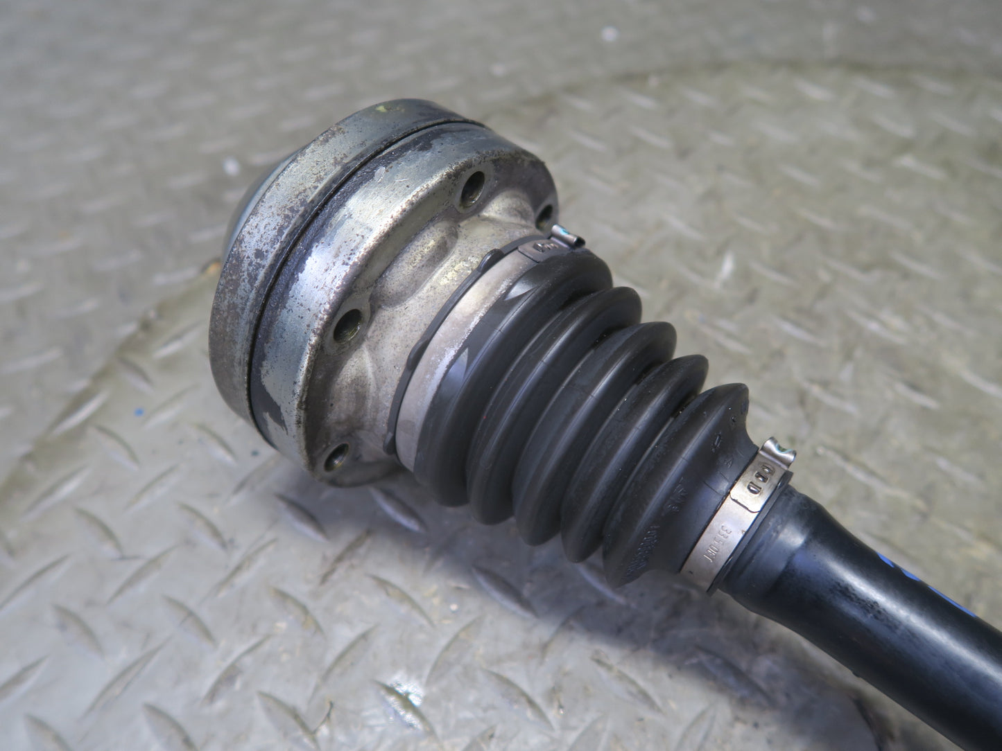 2011-2018 Porsche Cayenne 958 Front Left or Right Suspension Axle Shaft