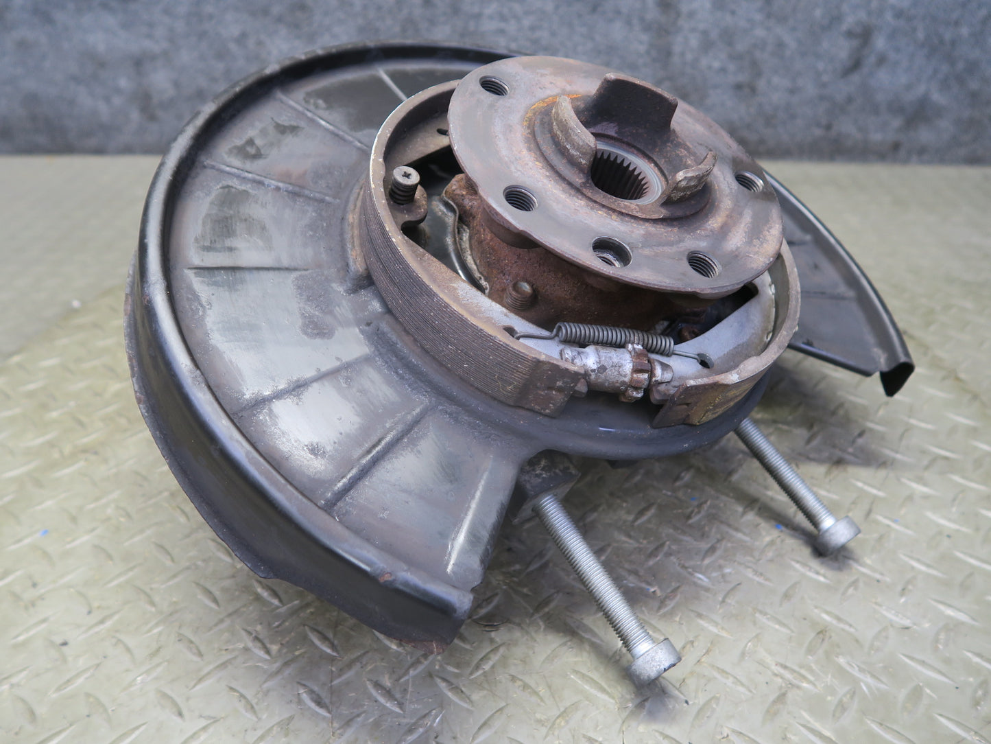 2011-2018 Porsche Cayenne 958 AWD Rear Right Spindle Knuckle Wheel Hub Bearing