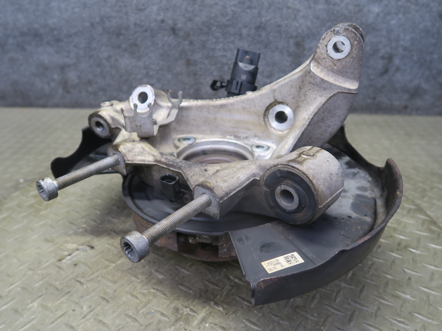 2011-2018 Porsche Cayenne 958 AWD Rear Right Spindle Knuckle Wheel Hub Bearing