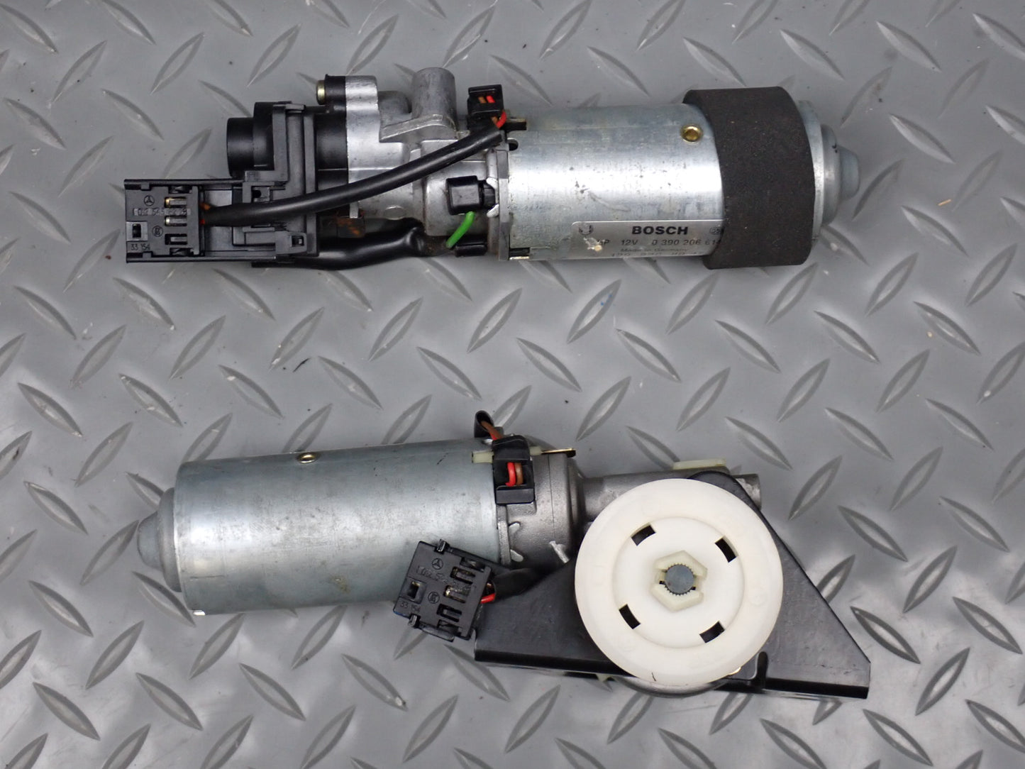 94-02 Mercedes R129 SL Front Right Seat Adjust Motor Wiring Tensioner Set OEM
