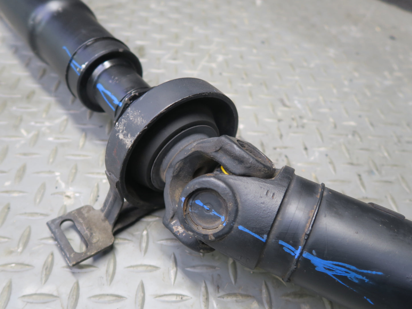 97-99 BMW E36/7 Z3 M52 AT Automatic Transmission Rear Driveshaft Drive Shaft OEM