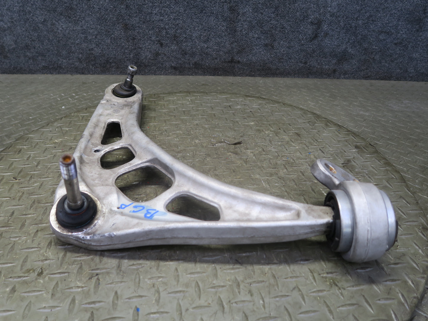 03-08 BMW E85 Z4 Set of 2 Front Left Right Lower Control Arm Lemforder