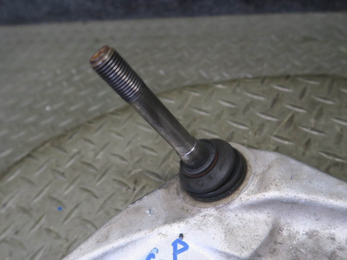 03-08 BMW E85 Z4 Set of 2 Front Left Right Lower Control Arm Lemforder