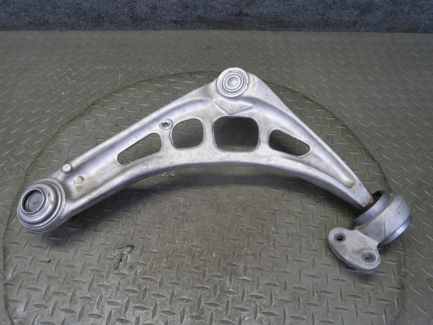 03-08 BMW E85 Z4 Set of 2 Front Left Right Lower Control Arm Lemforder