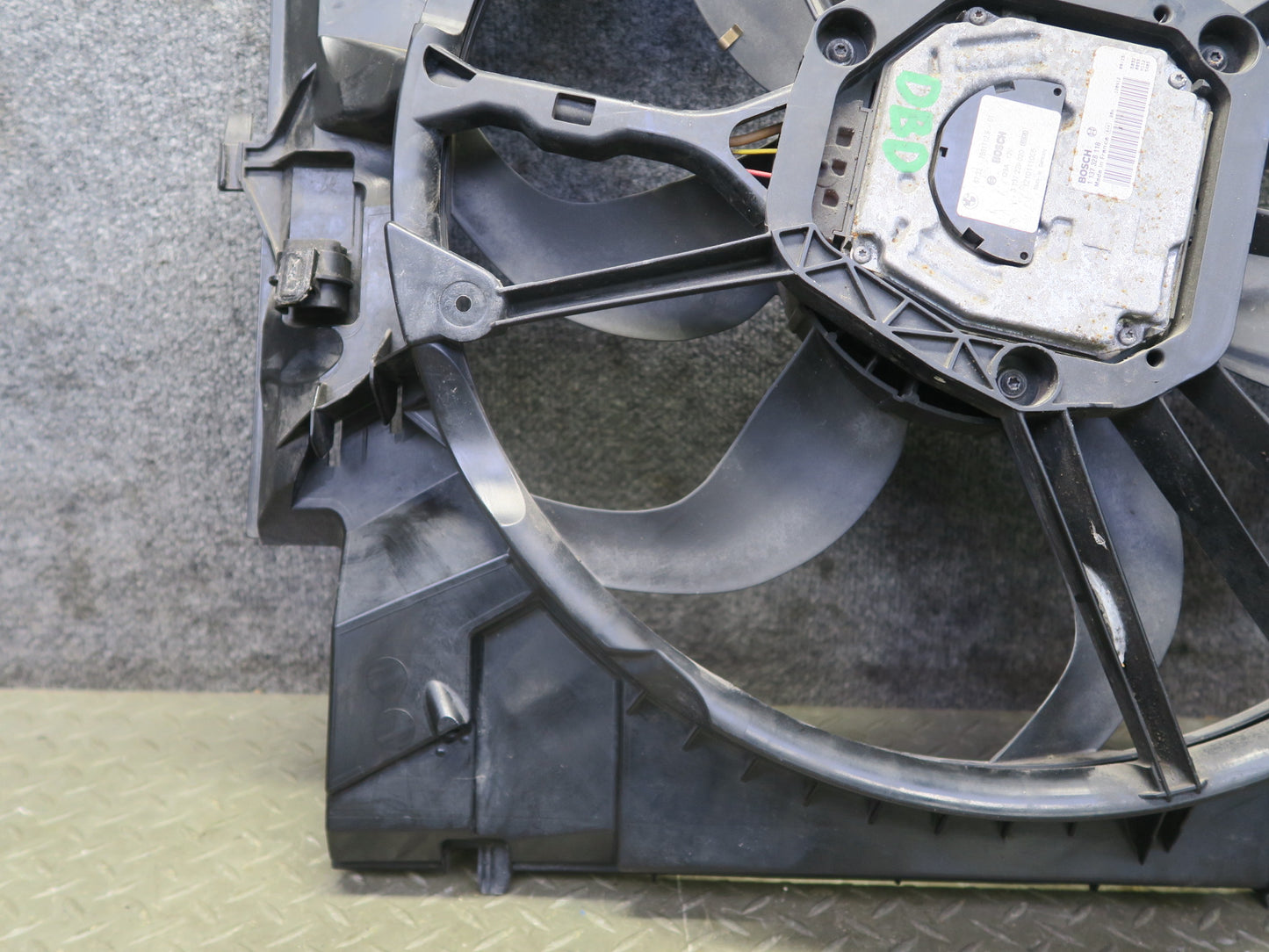 07-13 BMW E90 E92 E93 335i N54 N55 Engine Cooling Fan Motor Shroud 129K Mile OEM