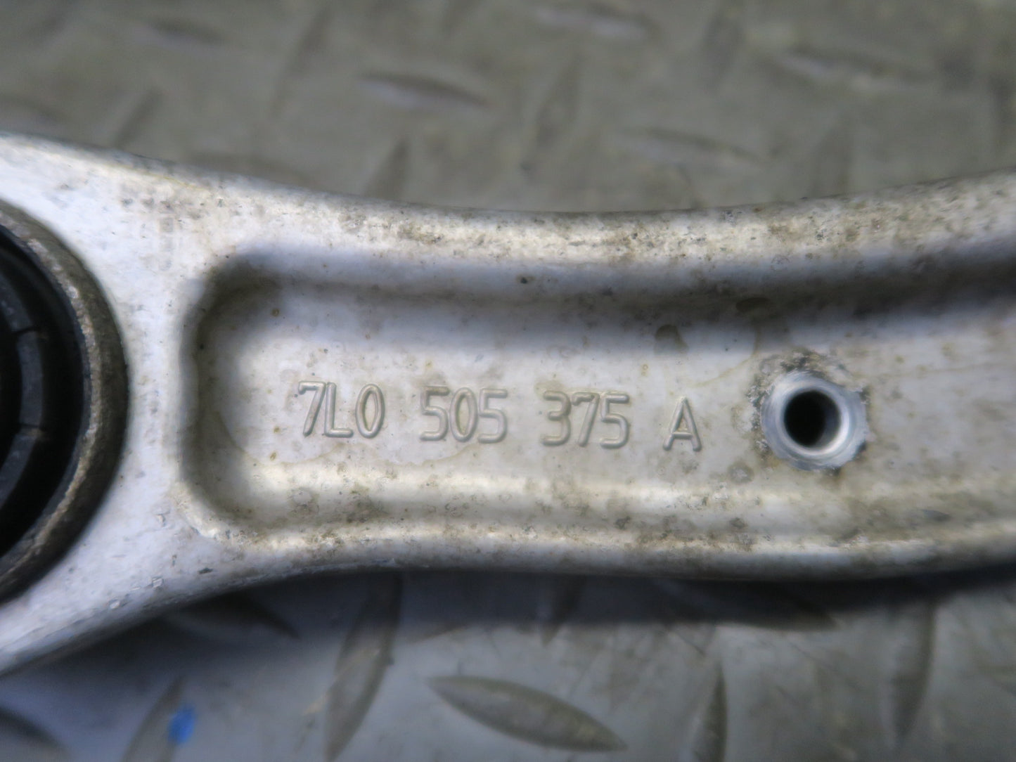 2011-2018 Porsche Cayenne 958 Rear Left Upper & Lower Control Arm Set of 4