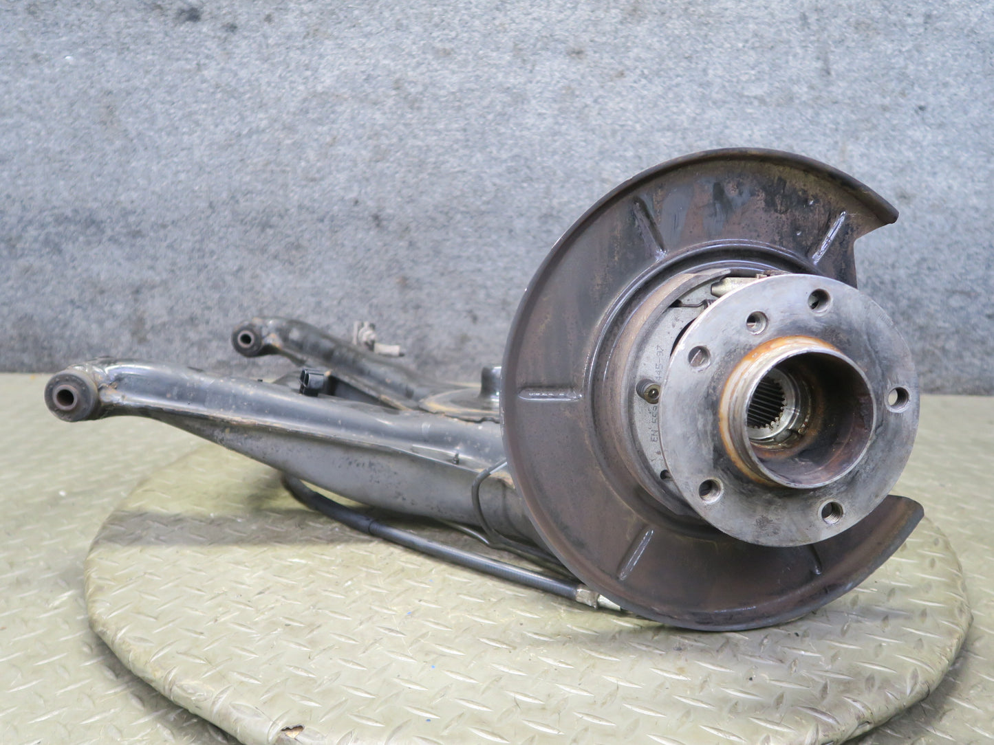 97-02 BMW E36/7 Z3 Rear Left Spindle Knuckle Wheel Hub Trailing Arm 107K OEM