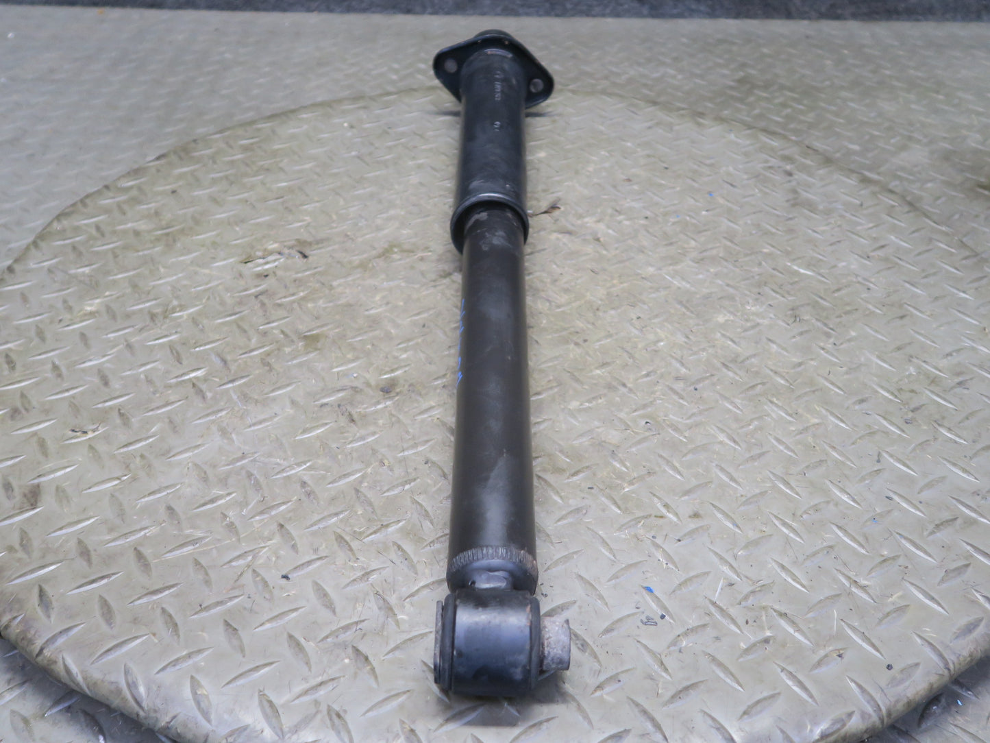 96-02 BMW E36/7 Z3 Roadster Set of 2 Rear Left & Right Strut Shock Absorber OEM