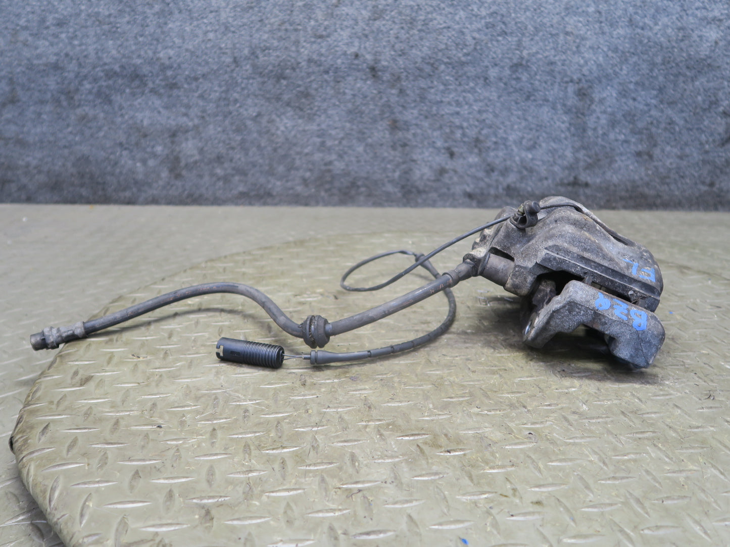 97-02 BMW E36/7 Z3 Set of 2 Front Right & Left Brake Caliper 107K Miles OEM