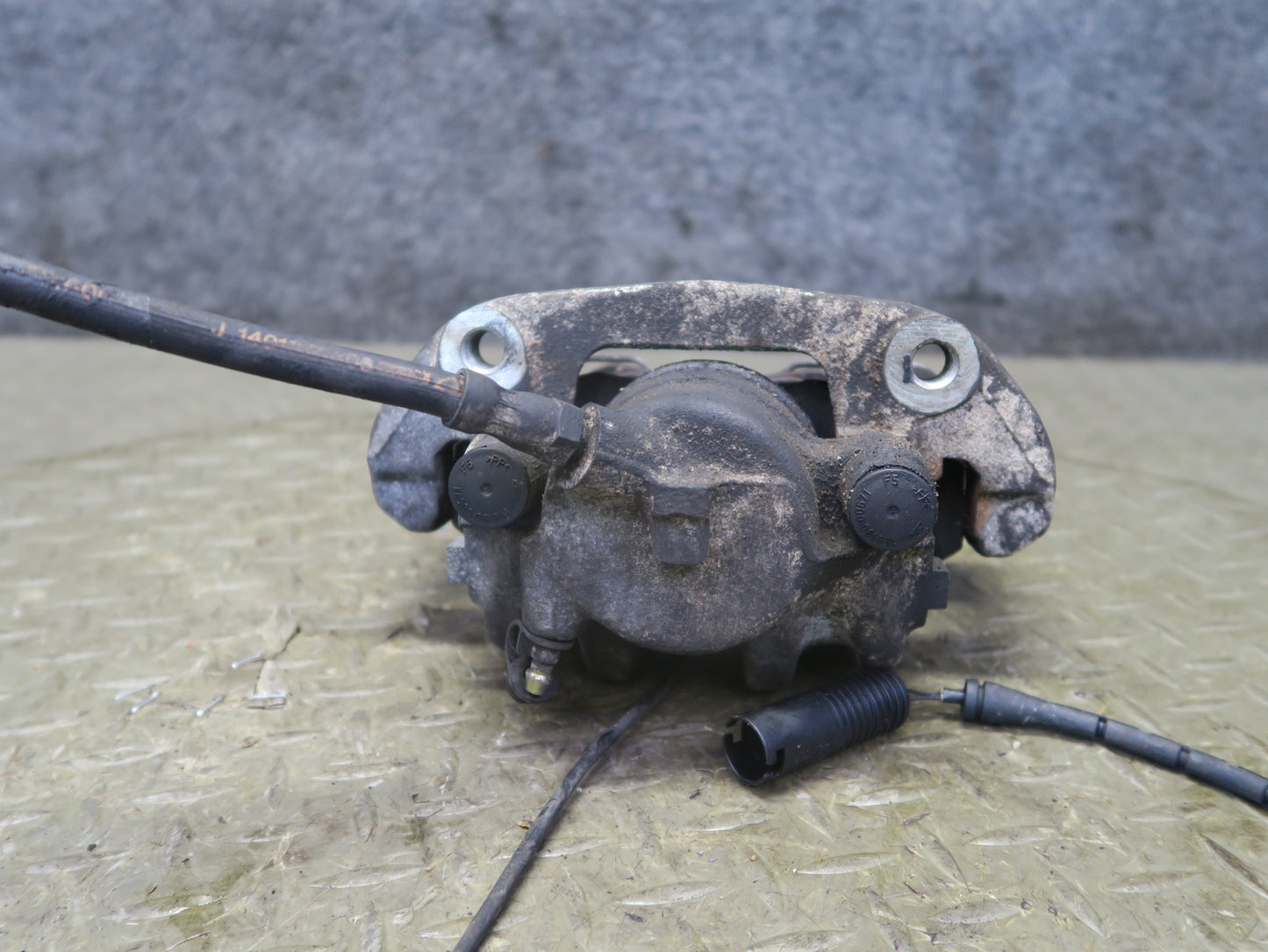 97-02 BMW E36/7 Z3 Set of 2 Front Right & Left Brake Caliper 107K Miles OEM