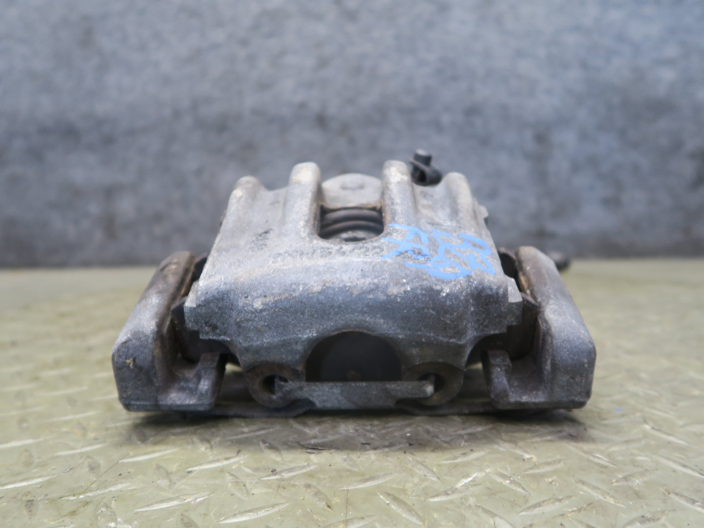97-02 BMW E36/7 Z3 Set of 2 Front Right & Left Brake Caliper 107K Miles OEM