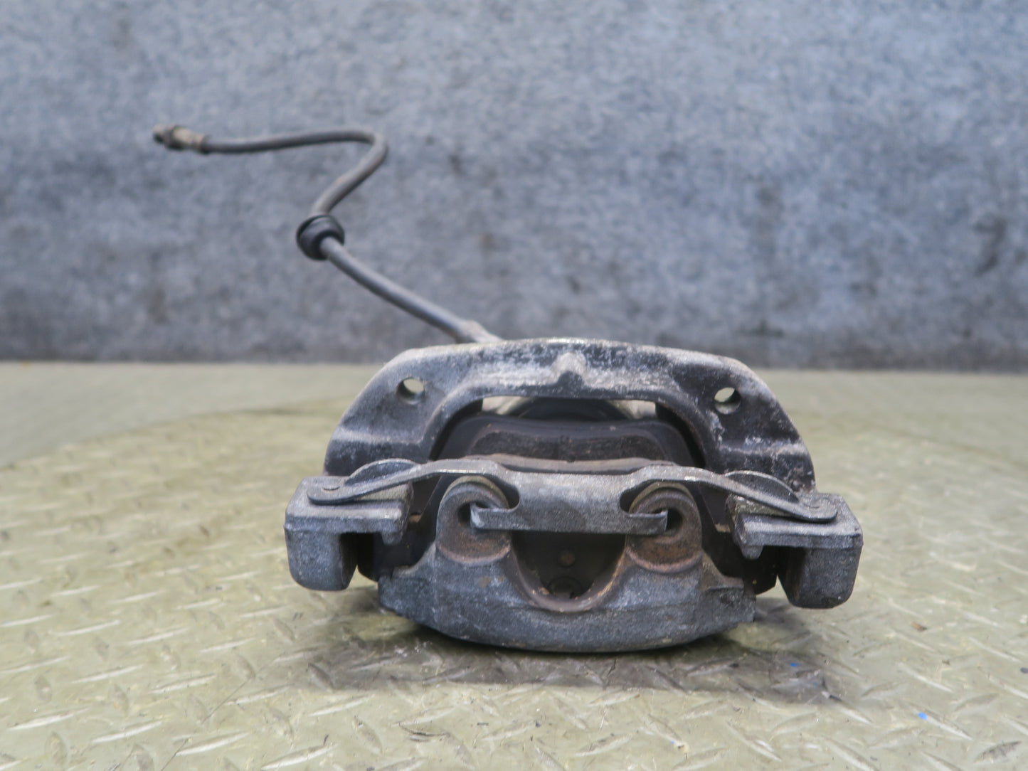 97-02 BMW E36/7 Z3 Set of 2 Front Right & Left Brake Caliper 107K Miles OEM