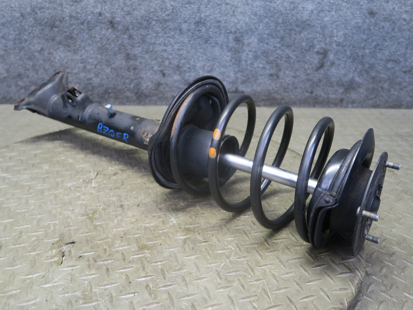 97-02 BMW E36/7 Z3 Roadster Front Right Strut Shock Absorber 107K Miles OEM