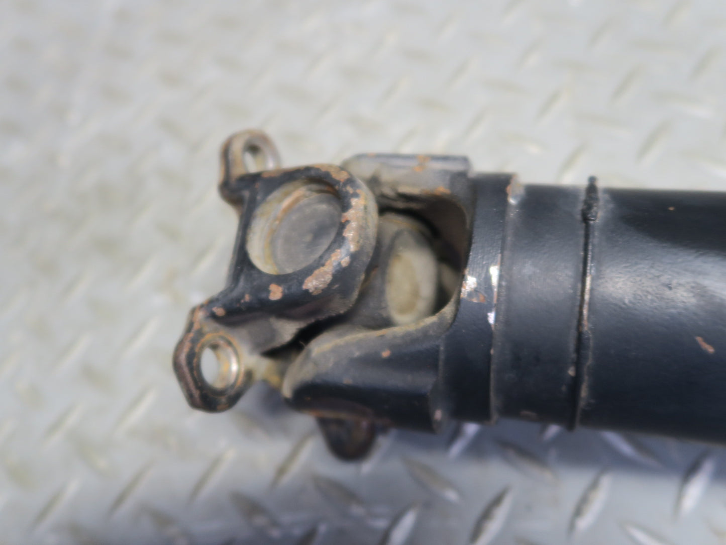 06-07 BMW E86 E85 Z4 3.0L N52 A/T Rear Driveshaft Drive Shaft 105K Miles OEM