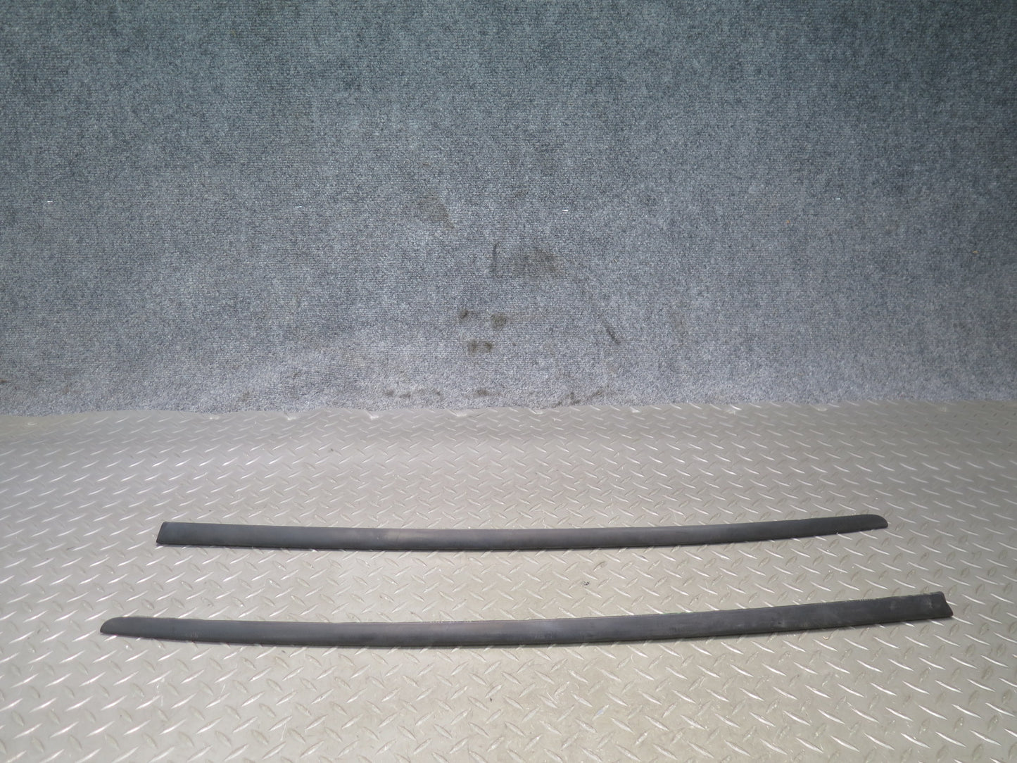 08-17 Audi B8 A5 S5 Set of 2 Front Windshield Left & Right Trim Molding OEM