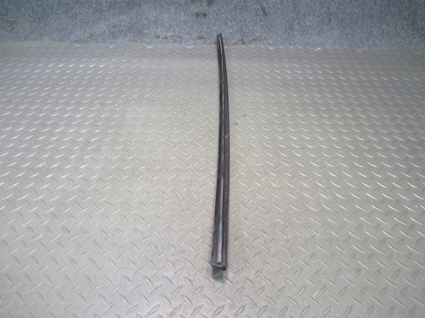 08-17 Audi B8 A5 S5 Set of 2 Front Windshield Left & Right Trim Molding OEM