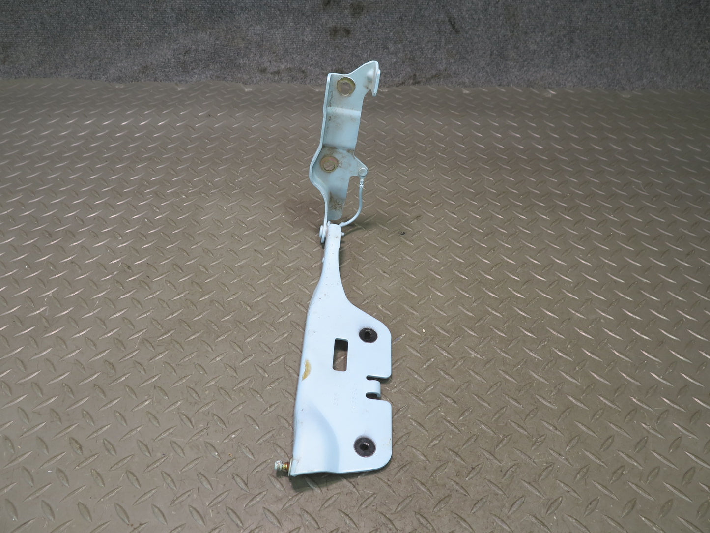 02-05 Ford Thunderbird Set of 2 Front Left & Right Hood Hinge OEM