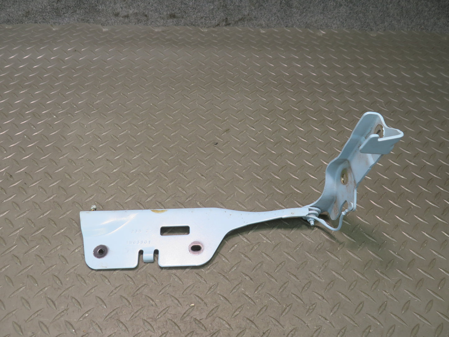 02-05 Ford Thunderbird Set of 2 Front Left & Right Hood Hinge OEM