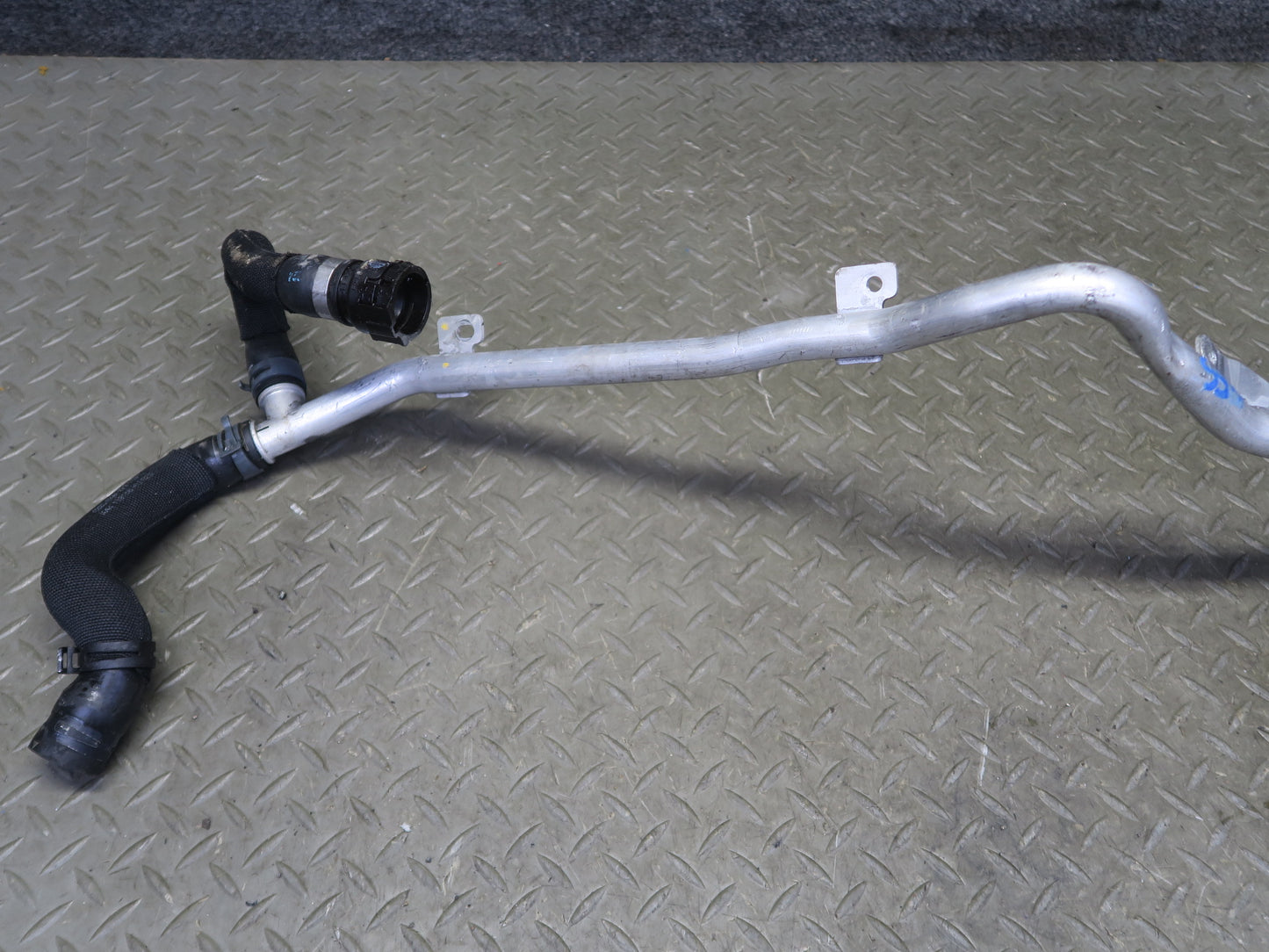 08-12 Audi B8 S5 4.2L Set of 4 Engine Coolant Pipe Hose Tube Line OEM