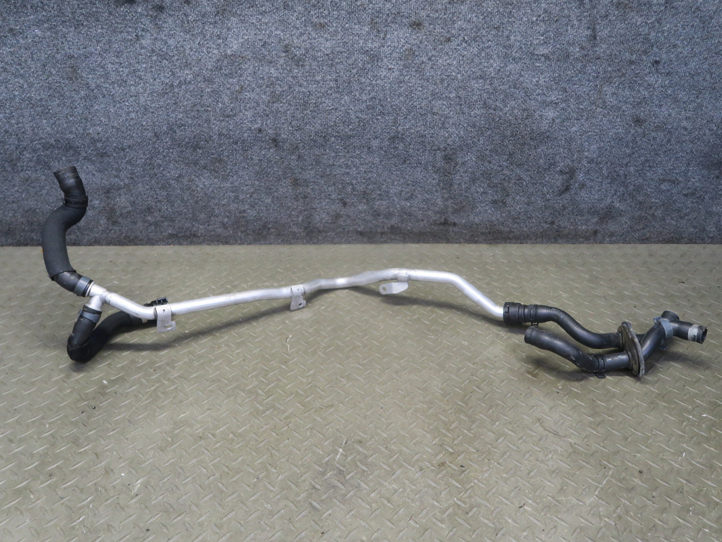 08-12 Audi B8 S5 4.2L Set of 4 Engine Coolant Pipe Hose Tube Line OEM