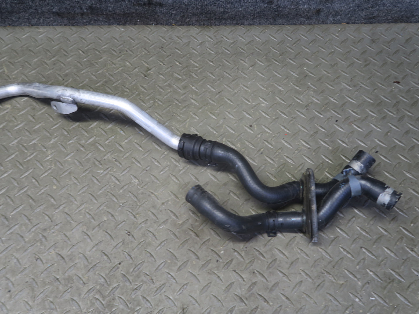 08-12 Audi B8 S5 4.2L Set of 4 Engine Coolant Pipe Hose Tube Line OEM