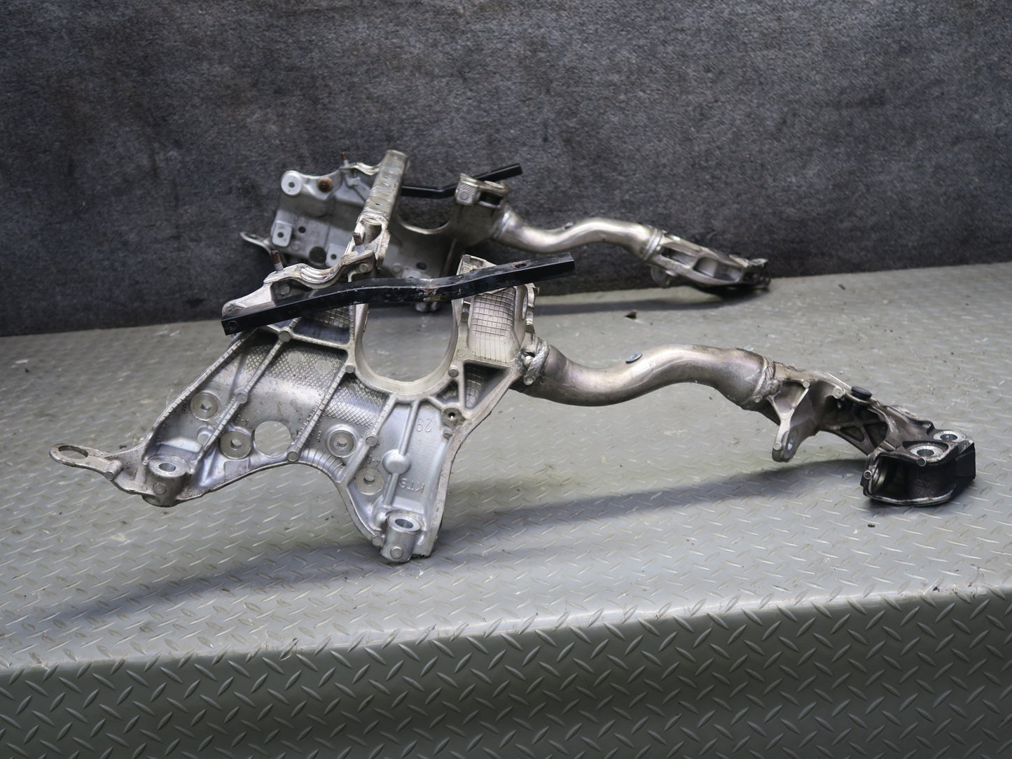 08-12 Audi B8 A5 S5 Front Engine Sub Frame Crossmember K Frame Cradle 81K OEM