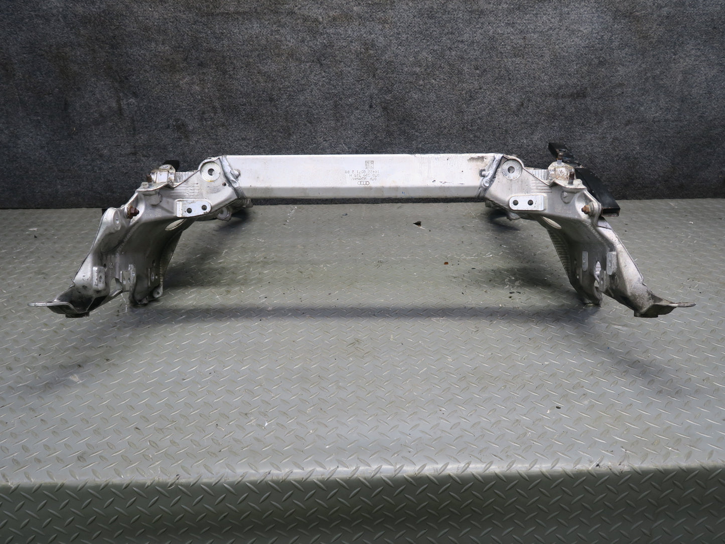 08-12 Audi B8 A5 S5 Front Engine Sub Frame Crossmember K Frame Cradle 81K OEM
