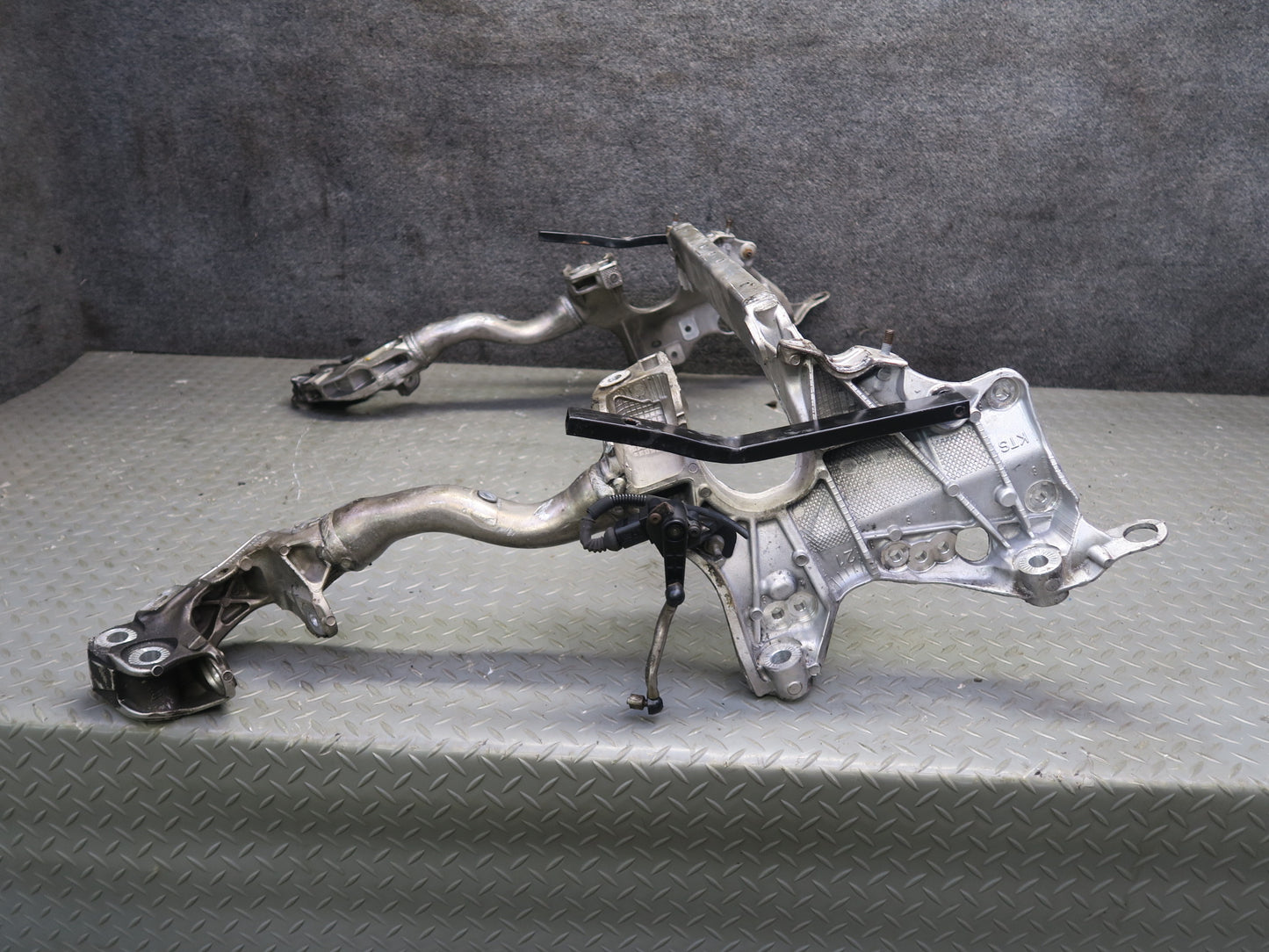 08-12 Audi B8 A5 S5 Front Engine Sub Frame Crossmember K Frame Cradle 81K OEM