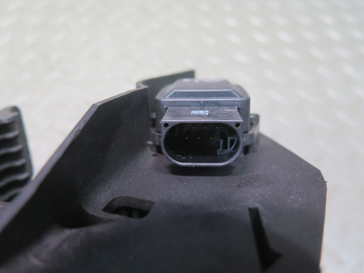 03-08 BMW E85 E86 Z4 A/T Gas Acceleration Pedal w Sensor Assembly OEM
