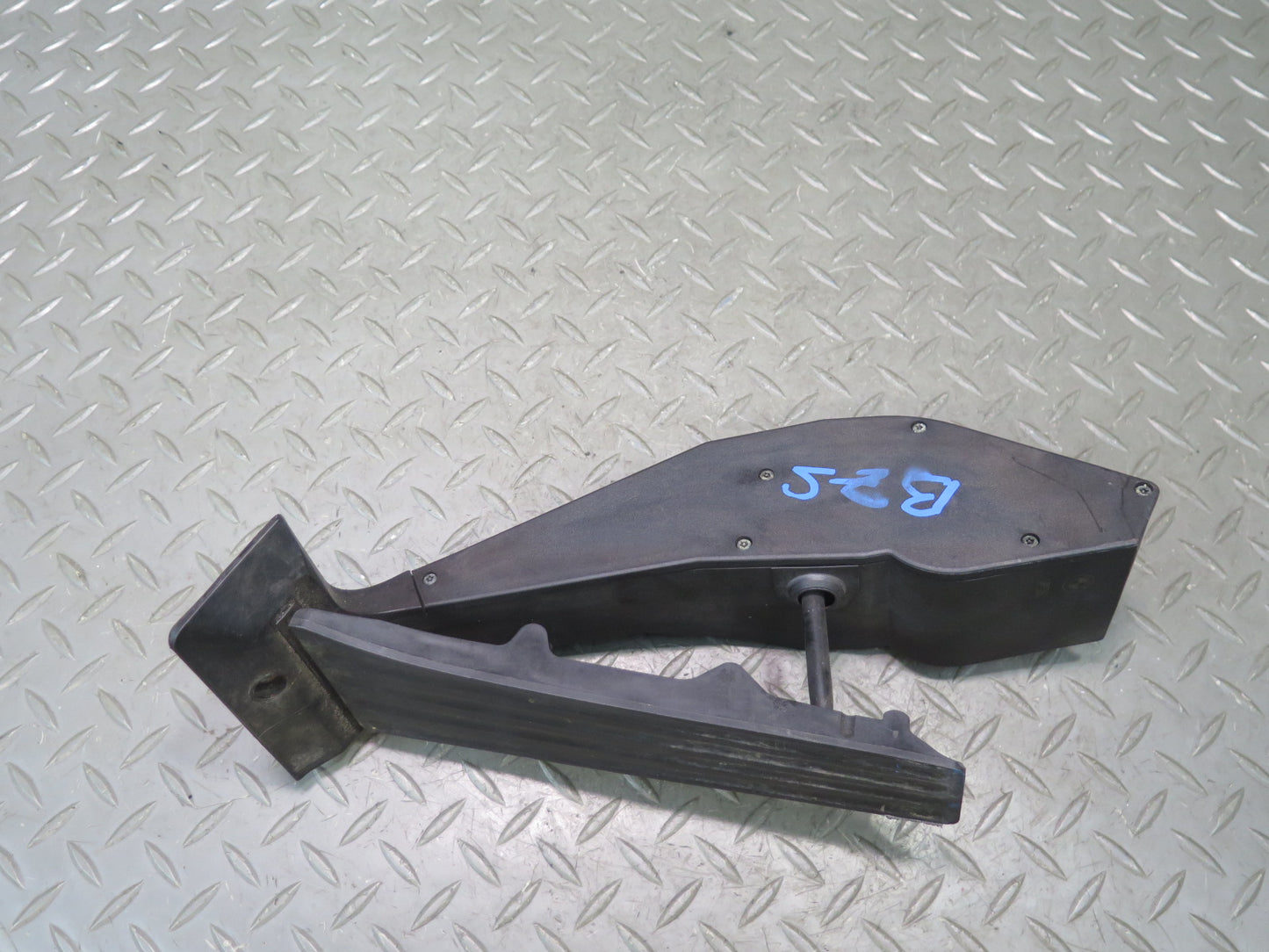 03-08 BMW E85 E86 Z4 A/T Gas Acceleration Pedal w Sensor Assembly OEM