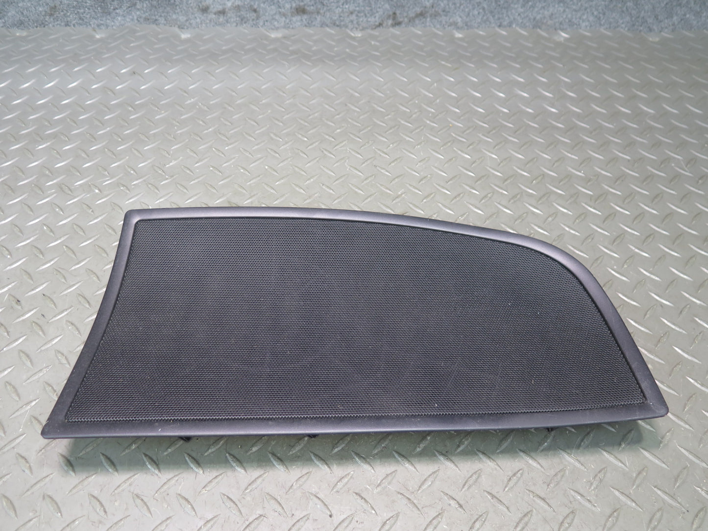 03-08 BMW E85 Z4 Rear Left Lateral Panel Speaker Cover Black OEM