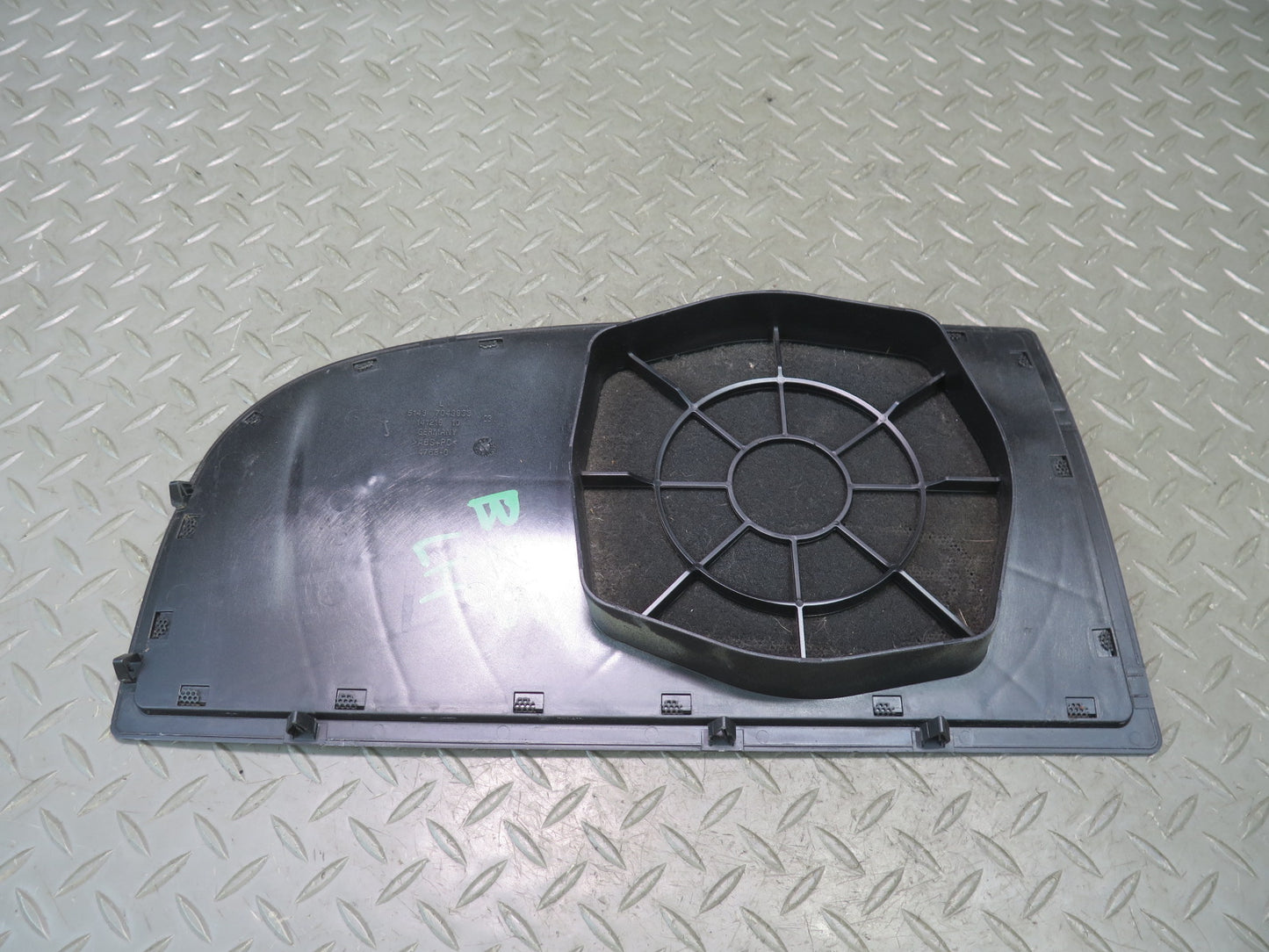 03-08 BMW E85 Z4 Rear Left Lateral Panel Speaker Cover Black OEM