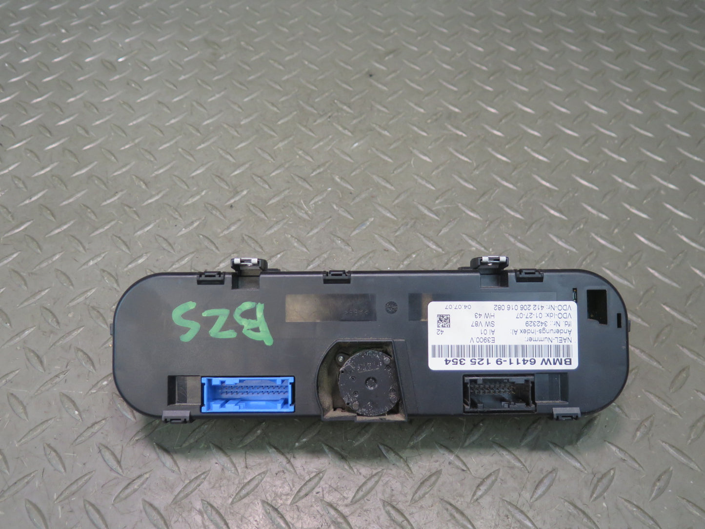 06-08 BMW E85 Z4 A/C Air Conditioning Climate Control Switch Panel 9125354 OEM