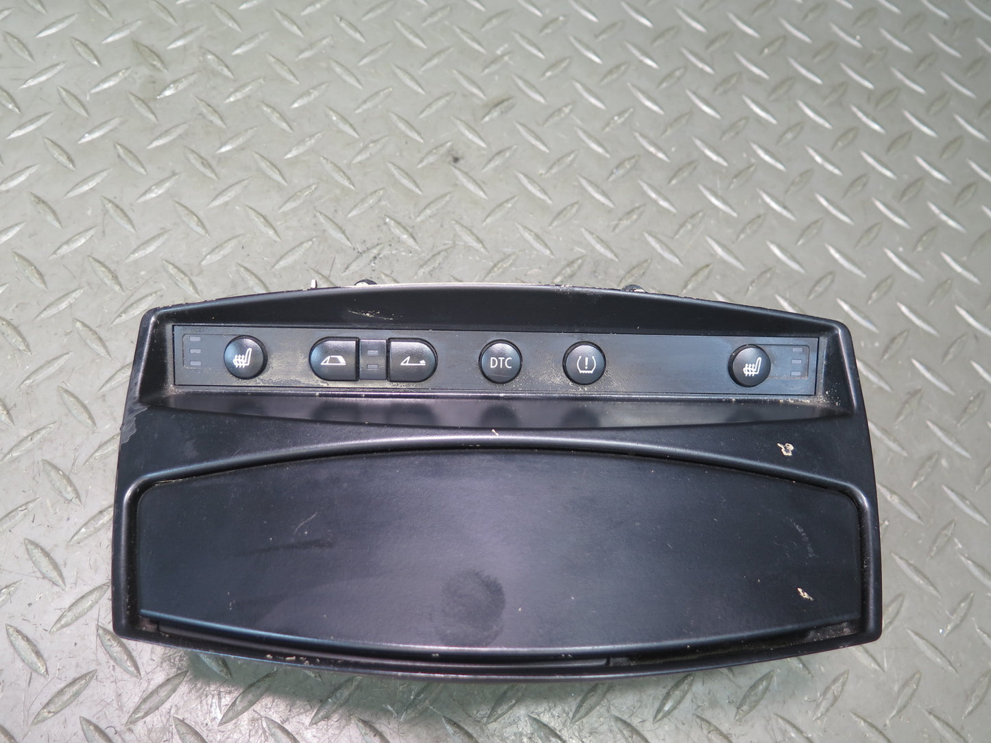 05-08 BMW E85 Z4 Dash Center Console Ash Tray Button Switch Panel 6948771 OEM