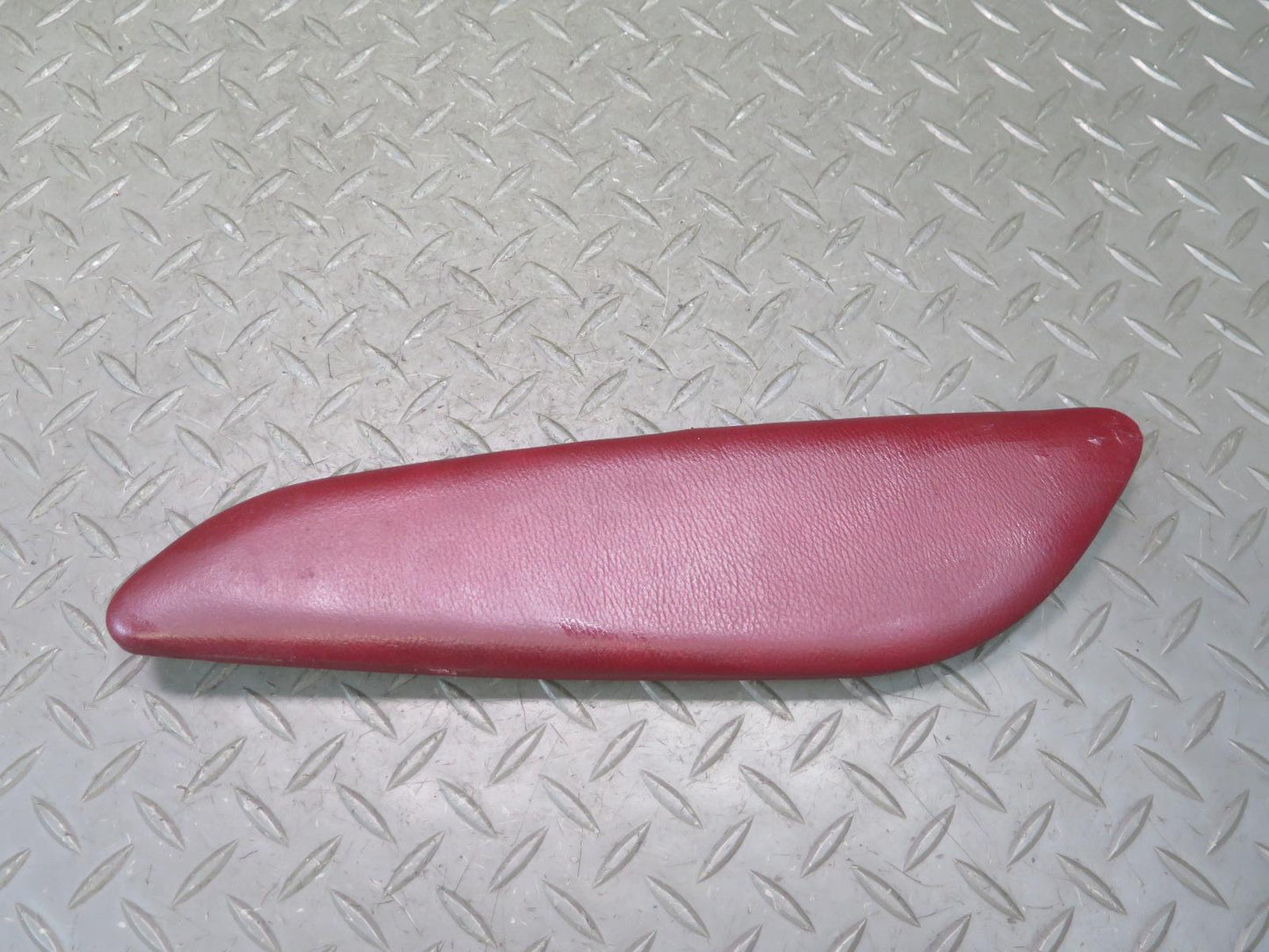 03-08 BMW E85 E86 Z4 Set of 2 Center Console Left & Right Knee Pad Trim RED OEM