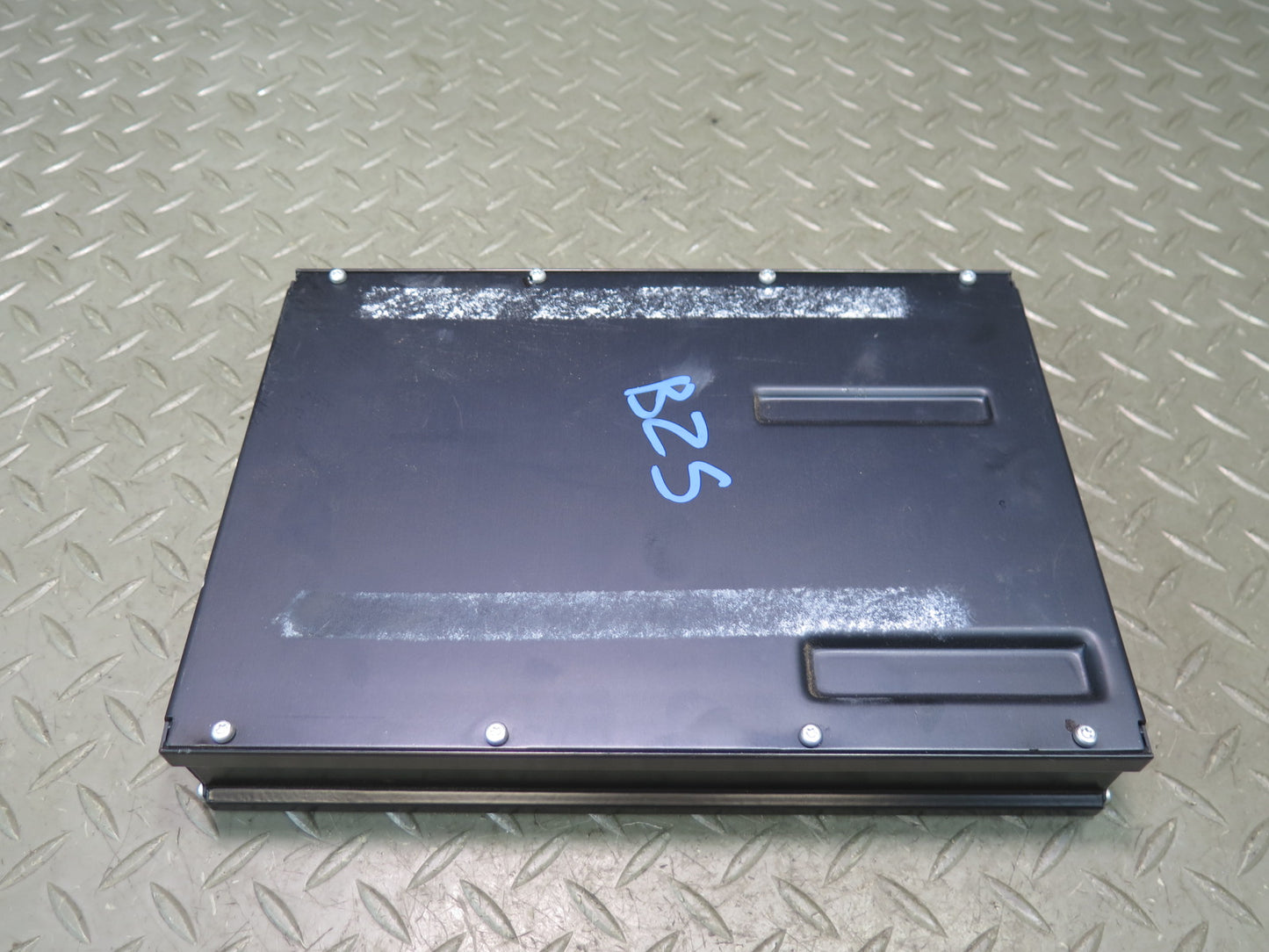 06-08 BMW E86 E85 Z4 TOP Hi-fi Audio System Amplifier AMP 9125751 OEM