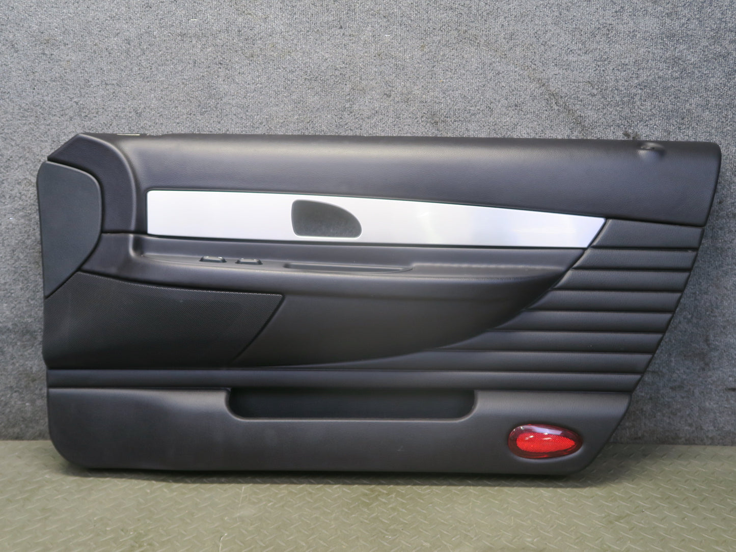 02-05 Ford Thunderbird Set of 2 Left & Right Door Interior Trim Panel Cover OEM