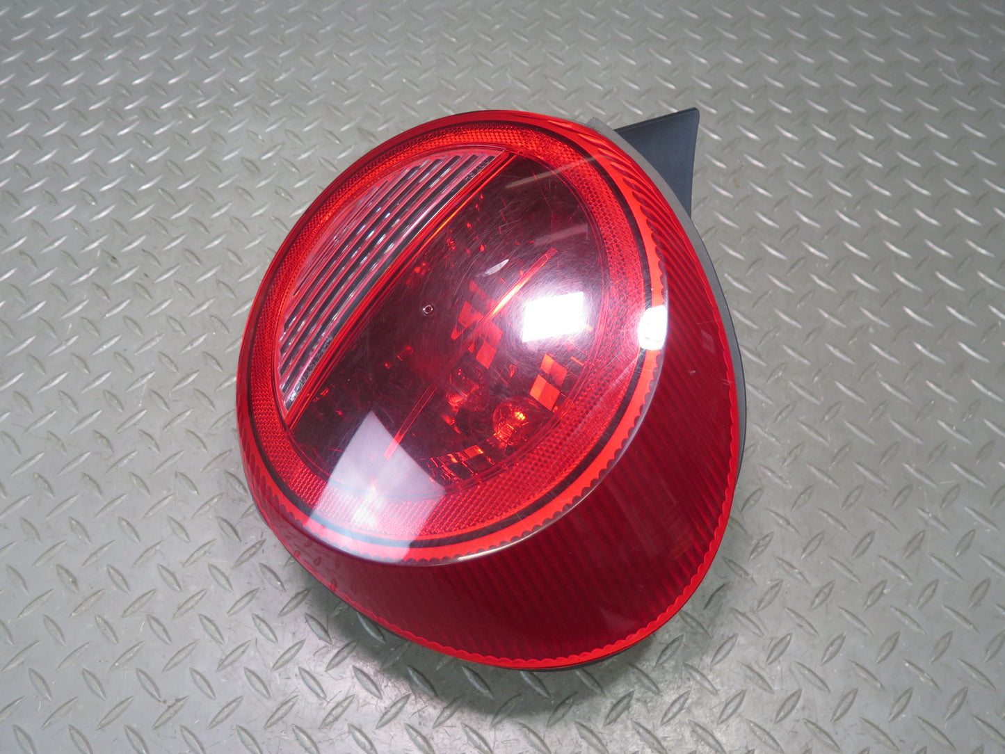 02-05 Ford Thunderbird Rear Right Tail Light Lamp OEM